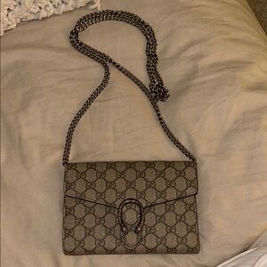 Gucci Dionysus GG Supreme Chain Wallet